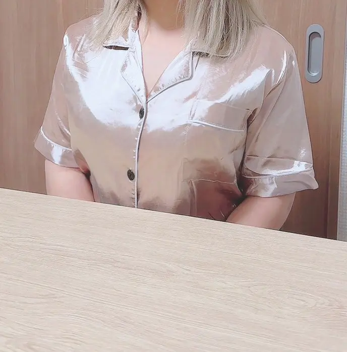 みい