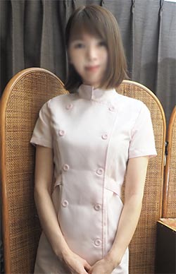 えみ (24)