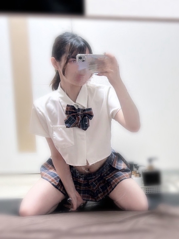フィーバー 大宮・池袋 尾崎 すみれ (20)
