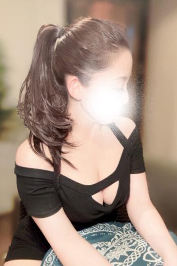 愛実 (31)