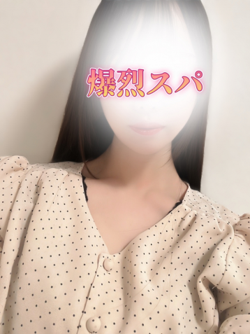 羽瀬 りん (23)