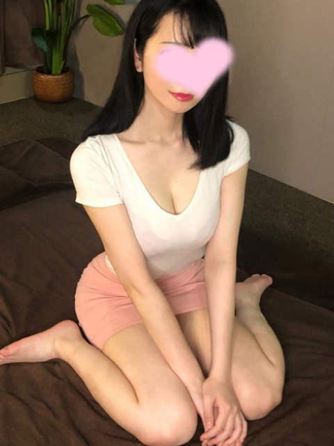 如月 しずく (22)