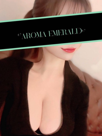 AROMA EMERALD (アロマエメラルド) 長谷川 えり (30)