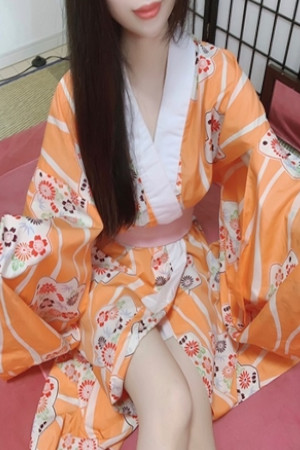 小鳥遊あやめ