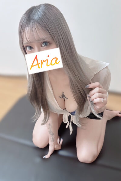 Aria (アリア) れん (24)