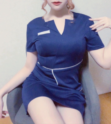 みな