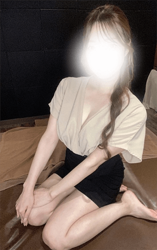 奈々 (26)