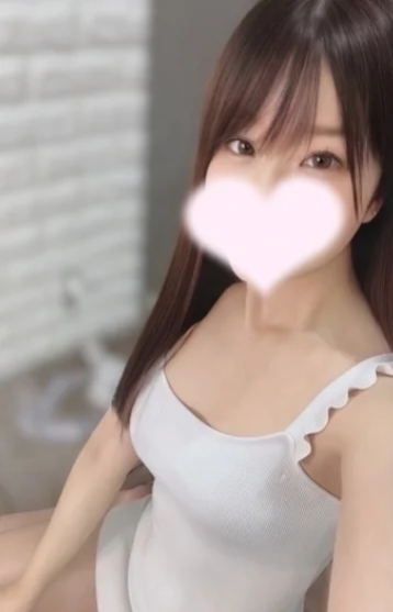 山本 えみり (28)